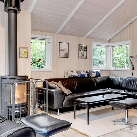Hébergement de vacances Aiva - From The Sea By Interhome *